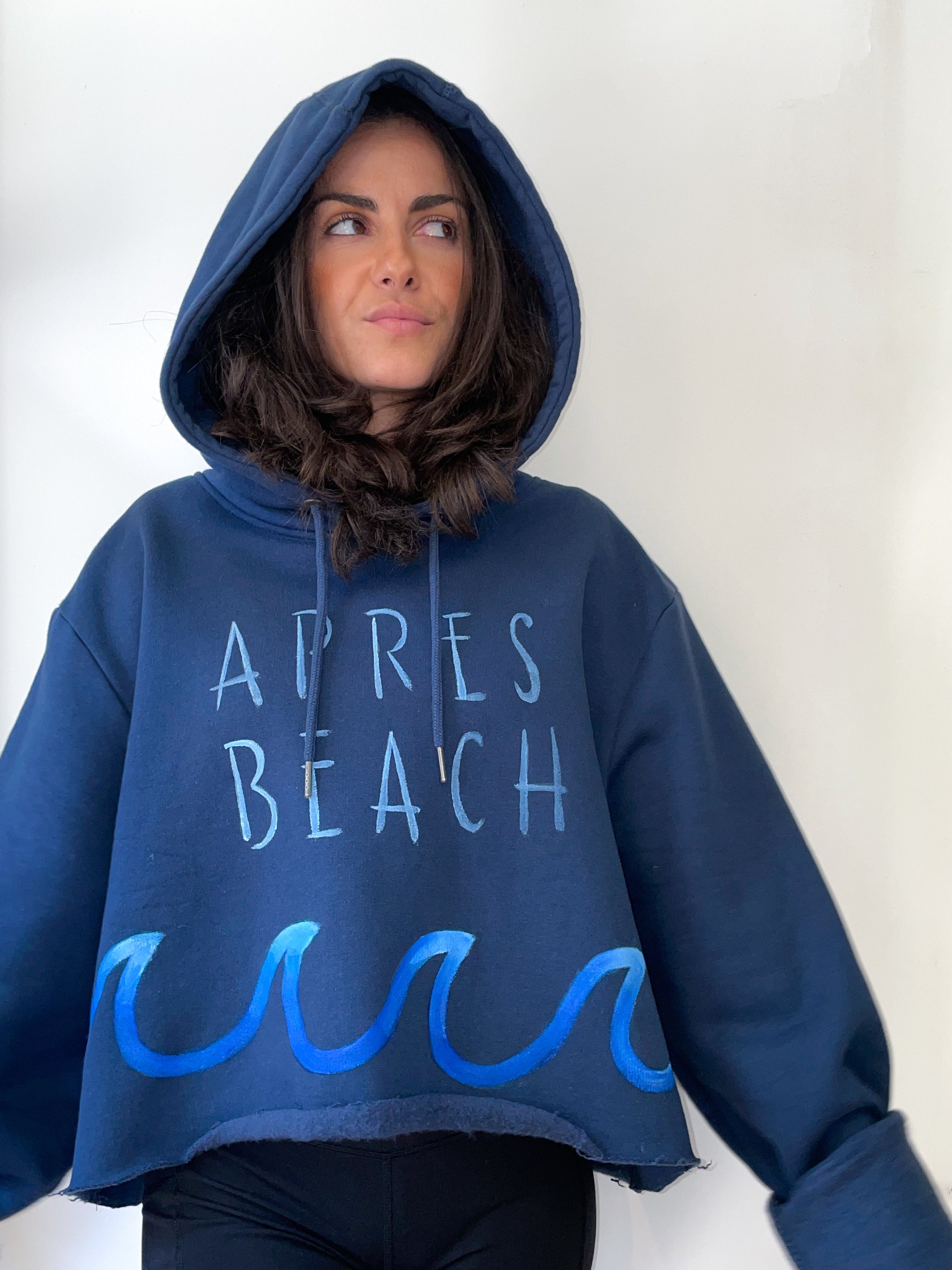 Apres beach hoodie shop